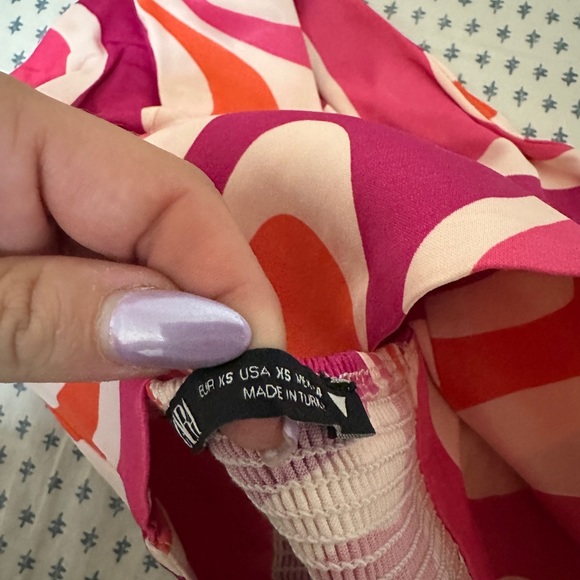 BRAND NEW Zara printed crop halter top - Picture 4 of 5